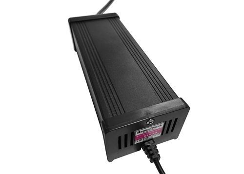 Beleuchtungs-Befestigungs-Zusätze DC Spannung Constant Voltage 50Hz 60Hz 21V 4A 84W